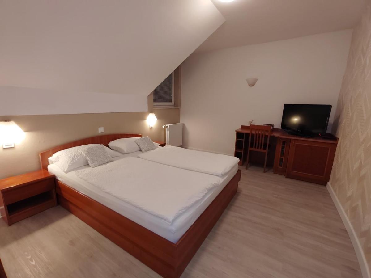 Hotel Bajt Μαριμπόρ Εξωτερικό φωτογραφία