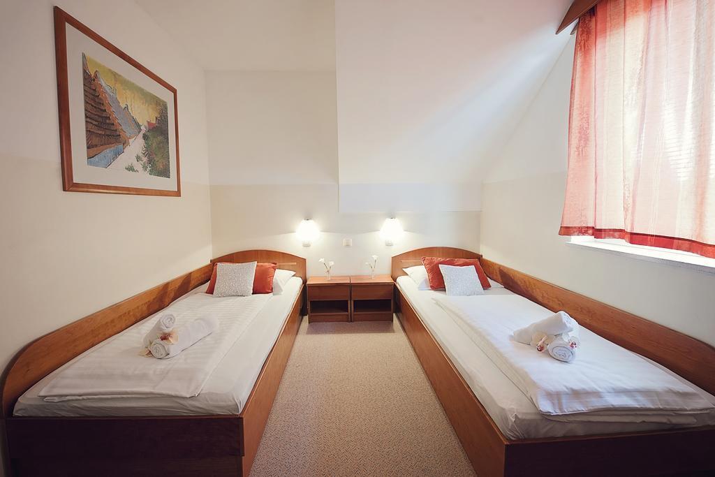 Hotel Bajt Μαριμπόρ Εξωτερικό φωτογραφία